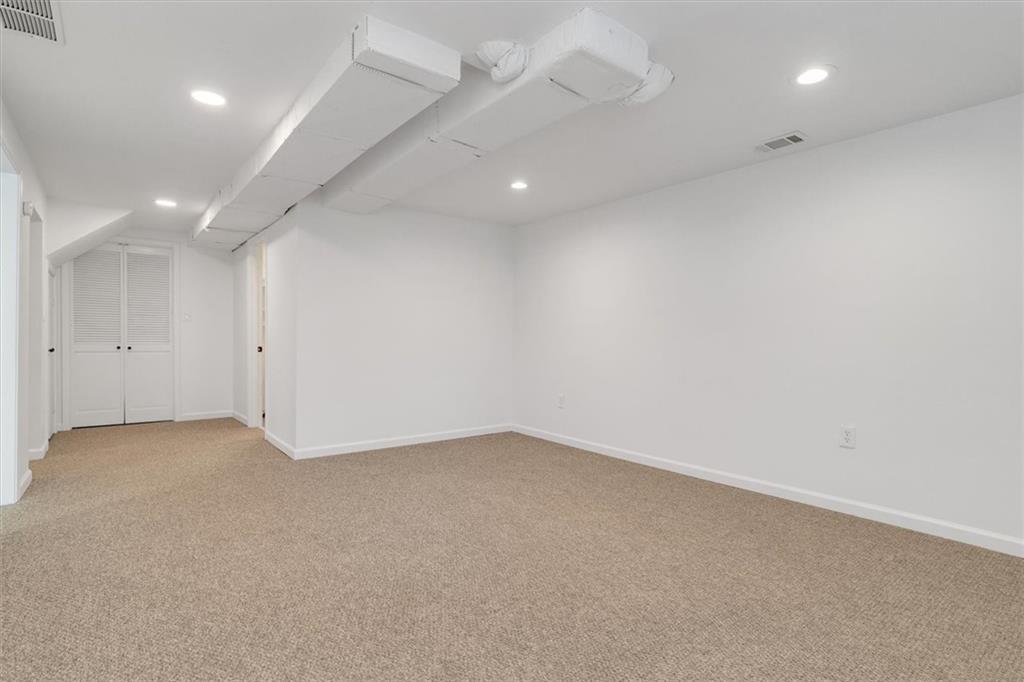3040 Greenfield Drive Property Photo 42