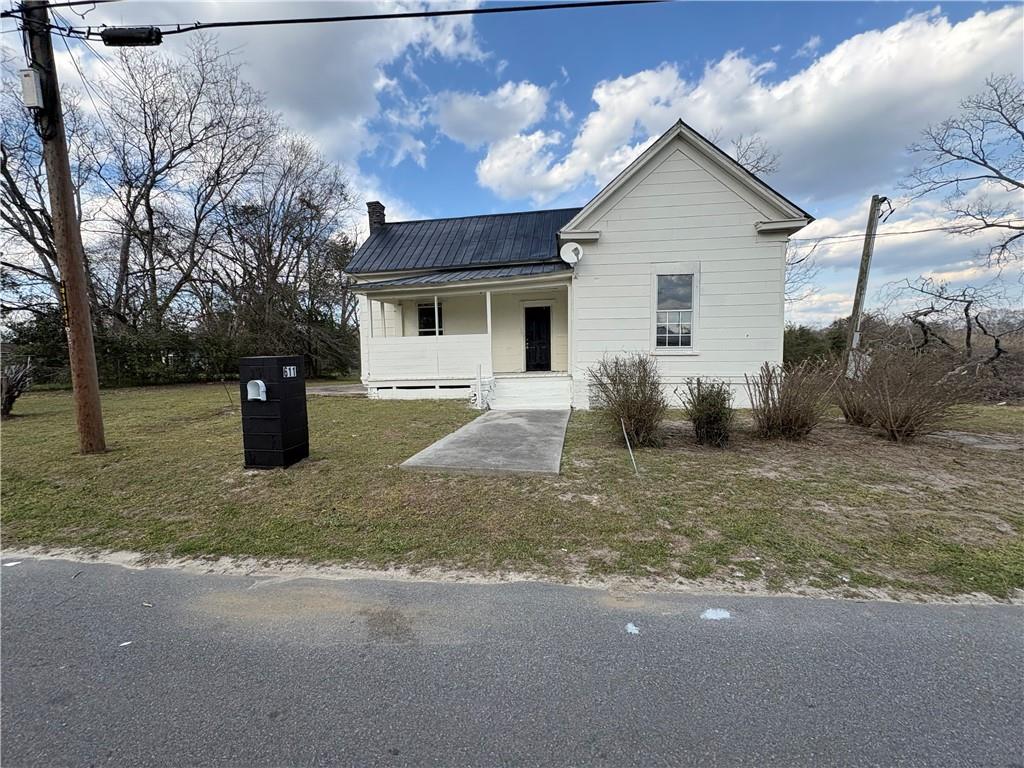 611 Rowe Street Property Photo 1