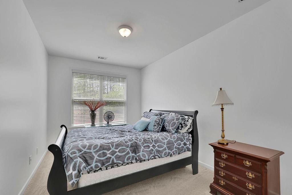 21 Belmore Manor Drive Property Photo 12