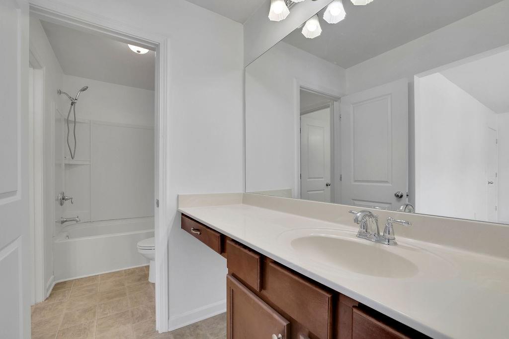 21 Belmore Manor Drive Property Photo 26
