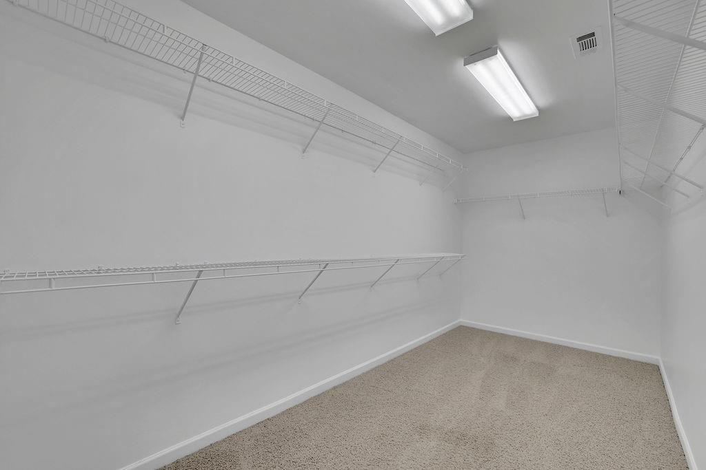 21 Belmore Manor Drive Property Photo 37