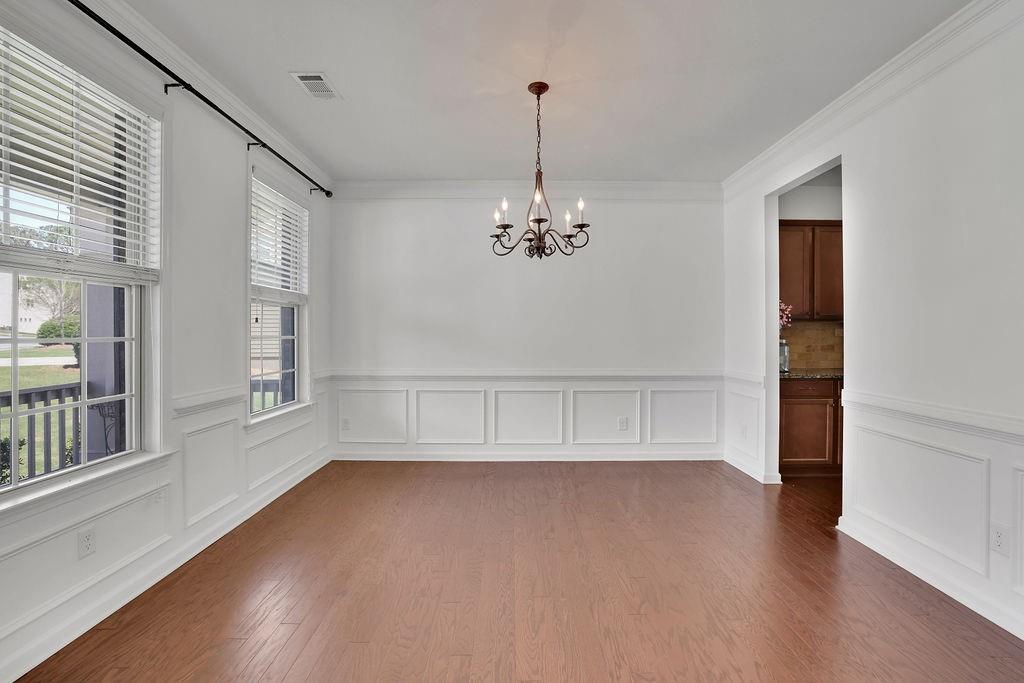 21 Belmore Manor Drive Property Photo 38