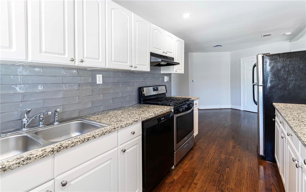 60 Cleveland Street Se Property Photo 11