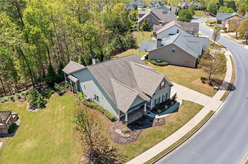 167 Arrowridge Property Photo 7
