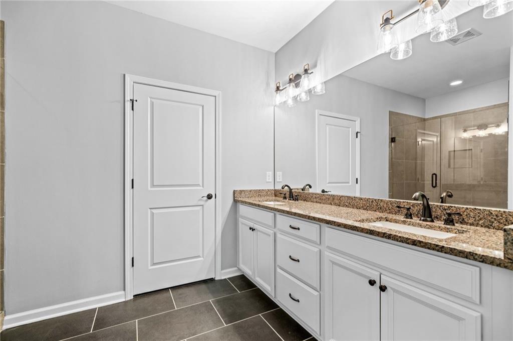 167 Arrowridge Property Photo 38