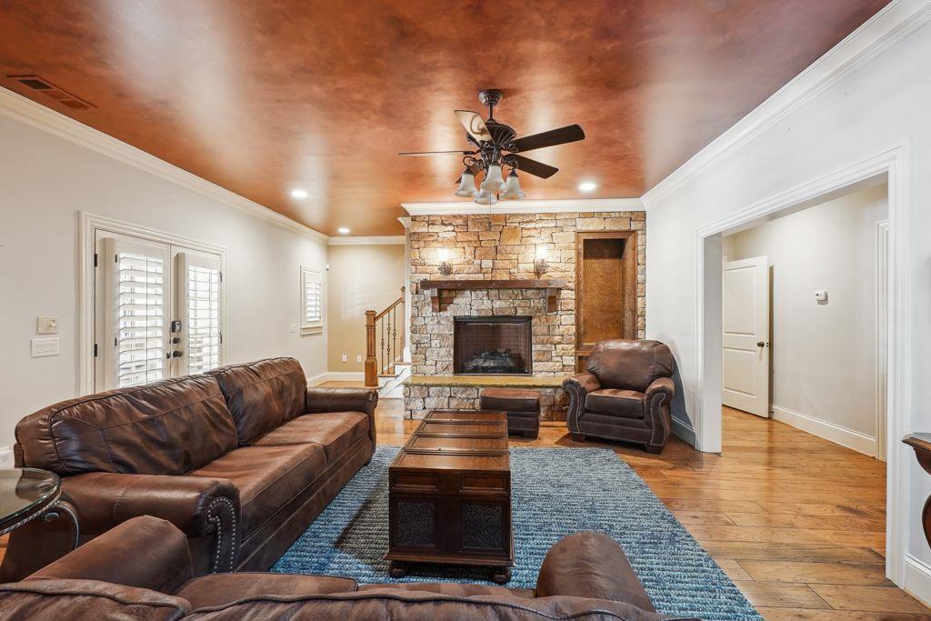 5473 Heyward Square Place Property Photo 38
