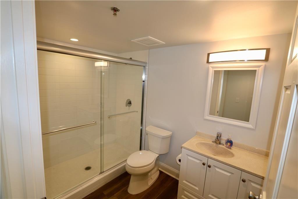 970 Main Street Property Photo 11
