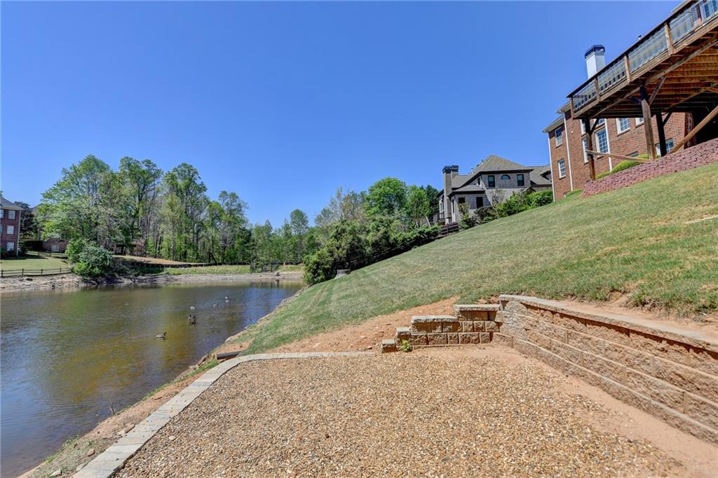 870 Longstone Landing Property Photo 4