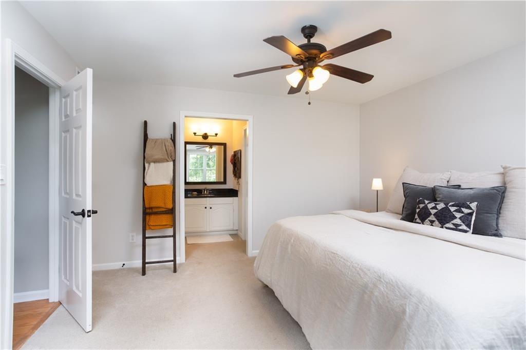 608 Mcgill Place Ne Property Photo 12