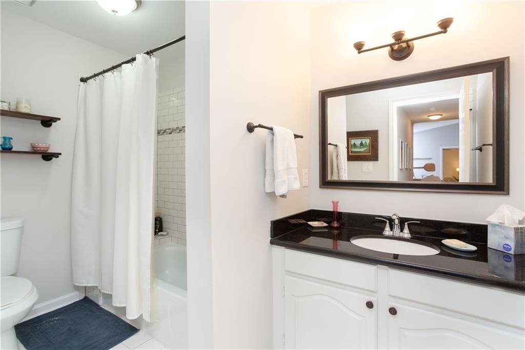 608 Mcgill Place Ne Property Photo 15