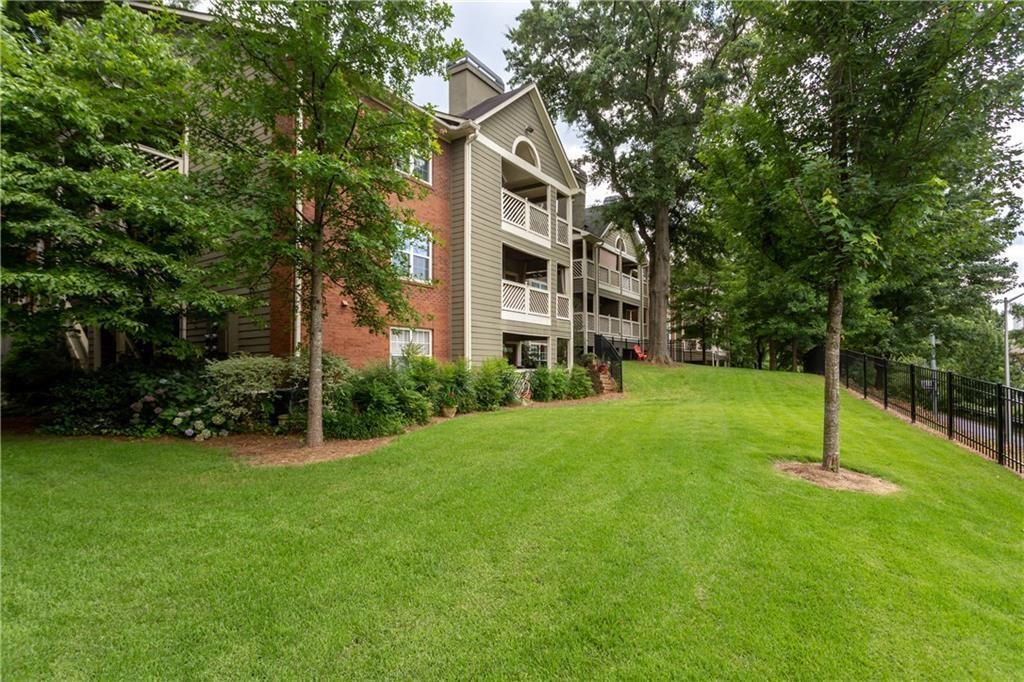 608 Mcgill Place Ne Property Photo 20