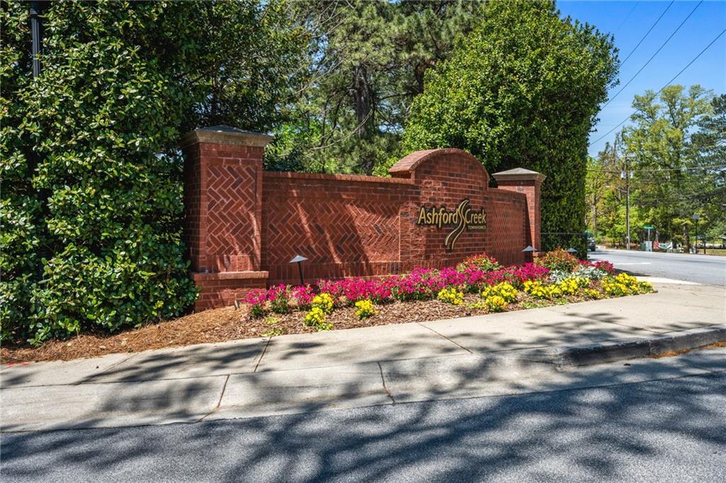 1233 Ashford Creek Park Ne Property Photo 33