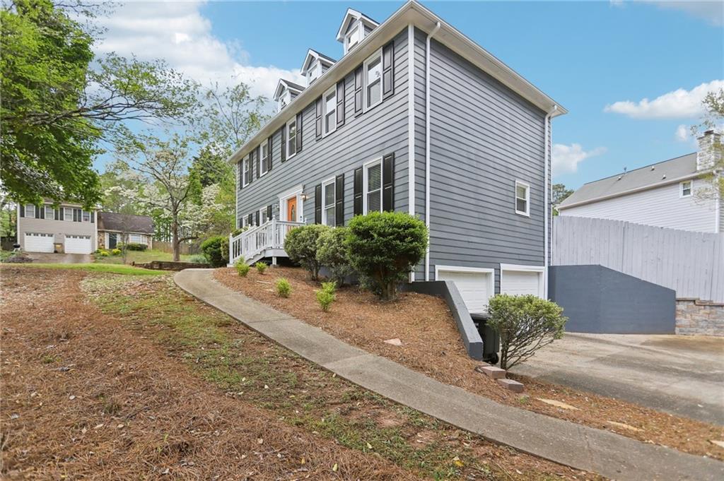 4581 Hickory Run Court Nw Property Photo 2