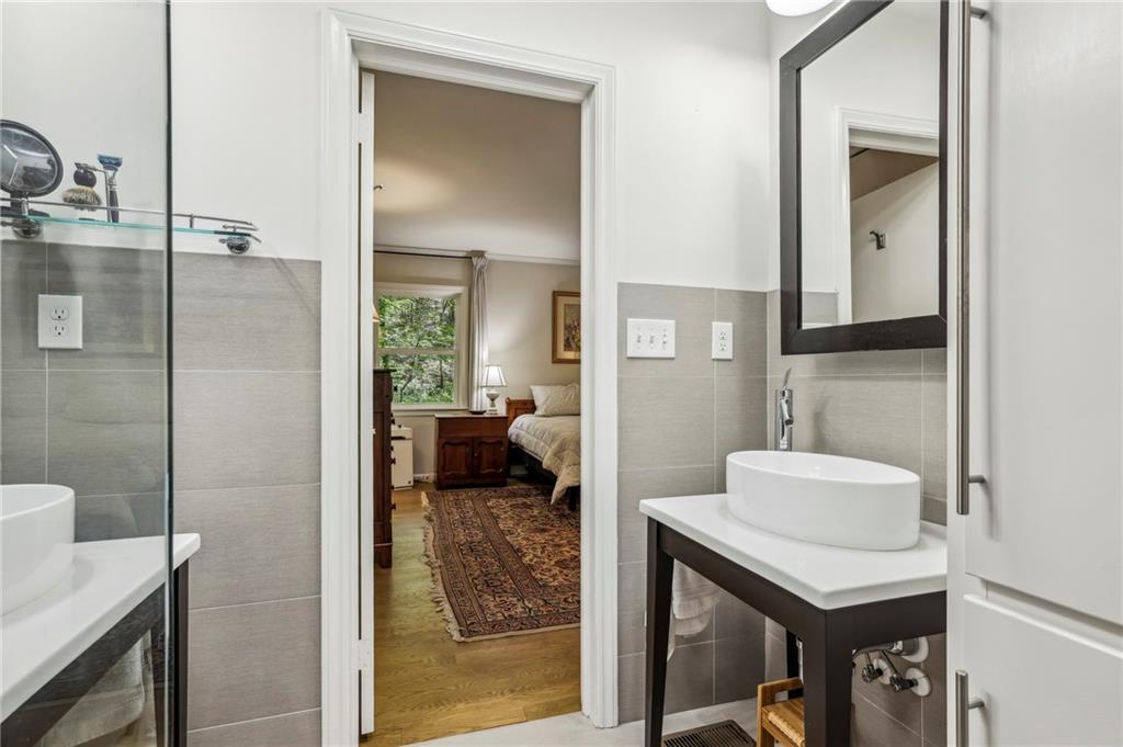 3311 Stillhouse Road Se Property Photo 22