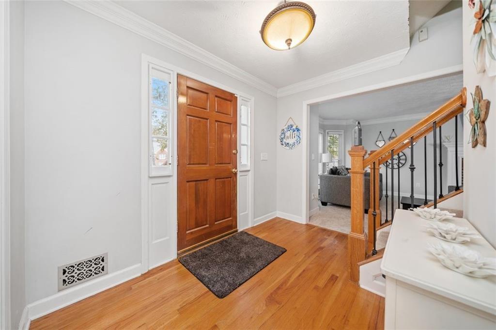401 Briardale Court Property Photo 3