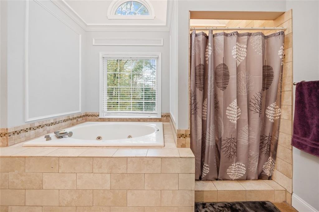 401 Briardale Court Property Photo 20