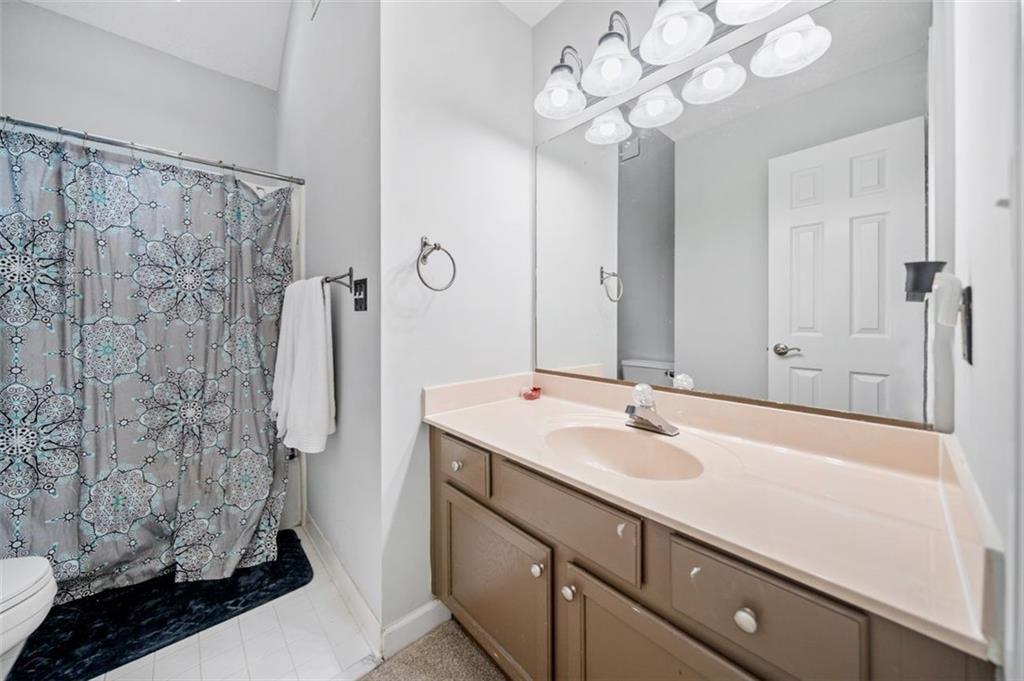 401 Briardale Court Property Photo 22