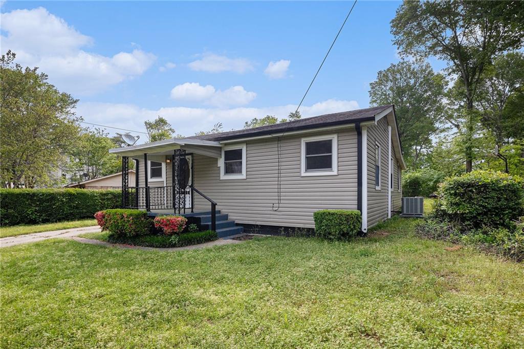 190 Derby Street Property Photo 2