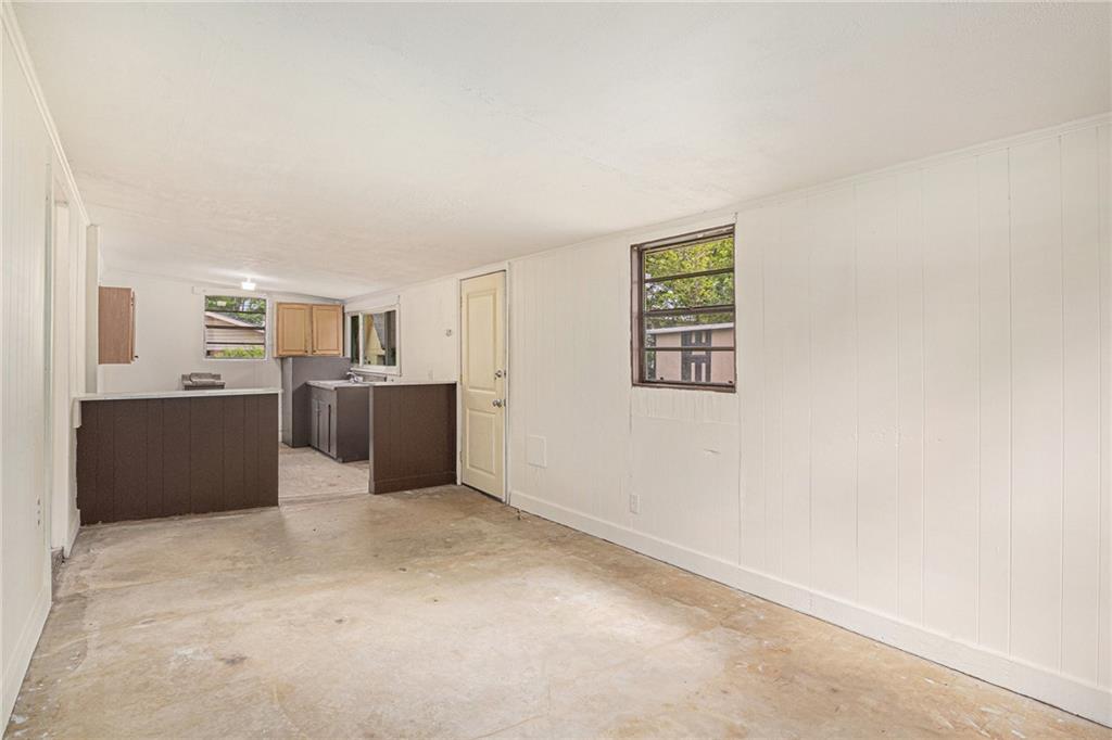 190 Derby Street Property Photo 10