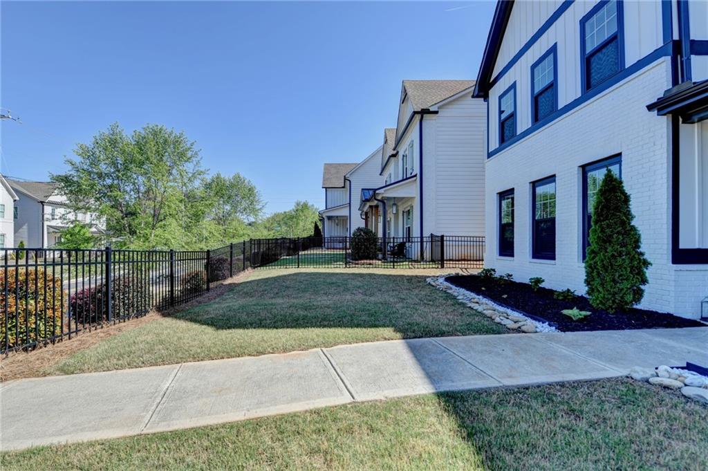 3364 Old Concord Road Se Property Photo 3