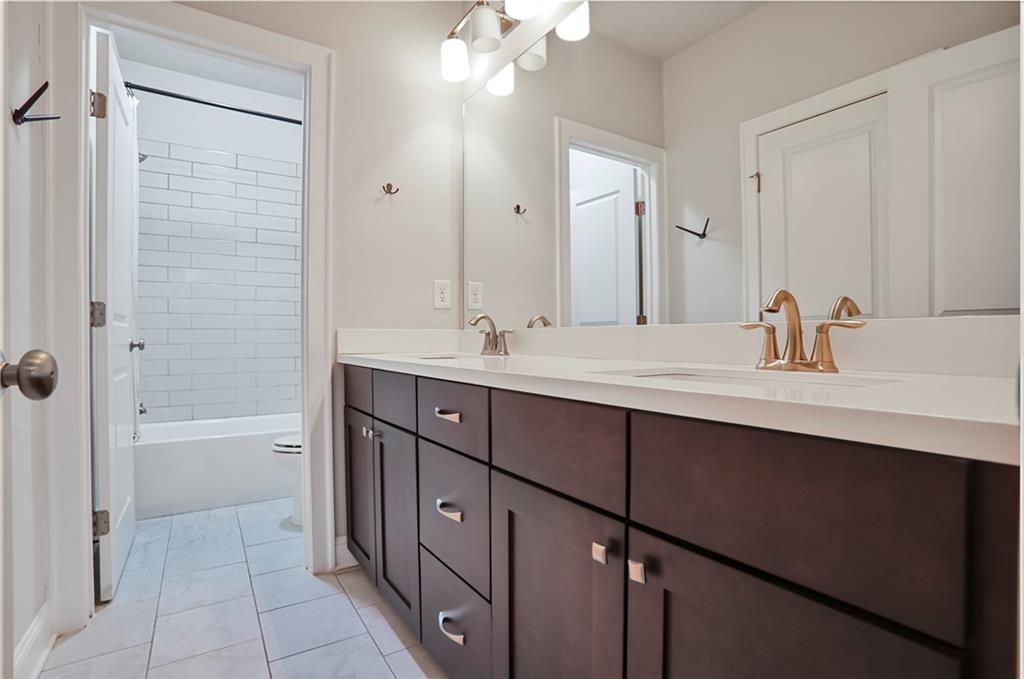 5022 Towneship Creek Road Property Photo 16