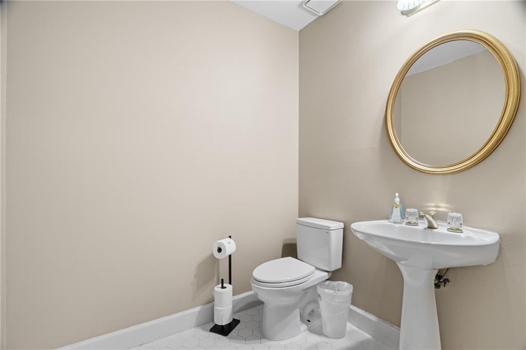 899 Fairwood Way Nw Property Photo 21