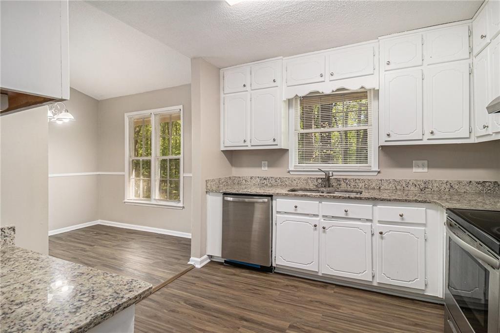 464 Meadowbrook Drive Property Photo 11