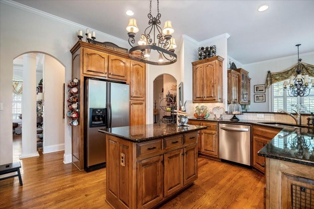 802 Pathview Court Property Photo 14
