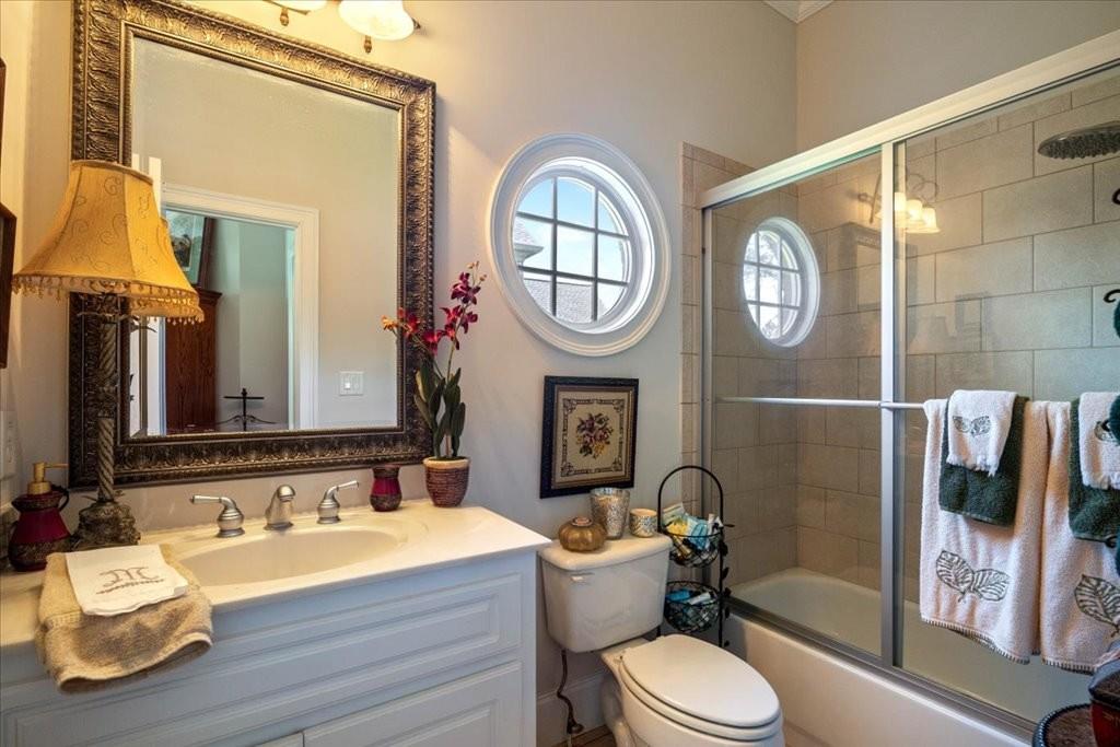 802 Pathview Court Property Photo 43