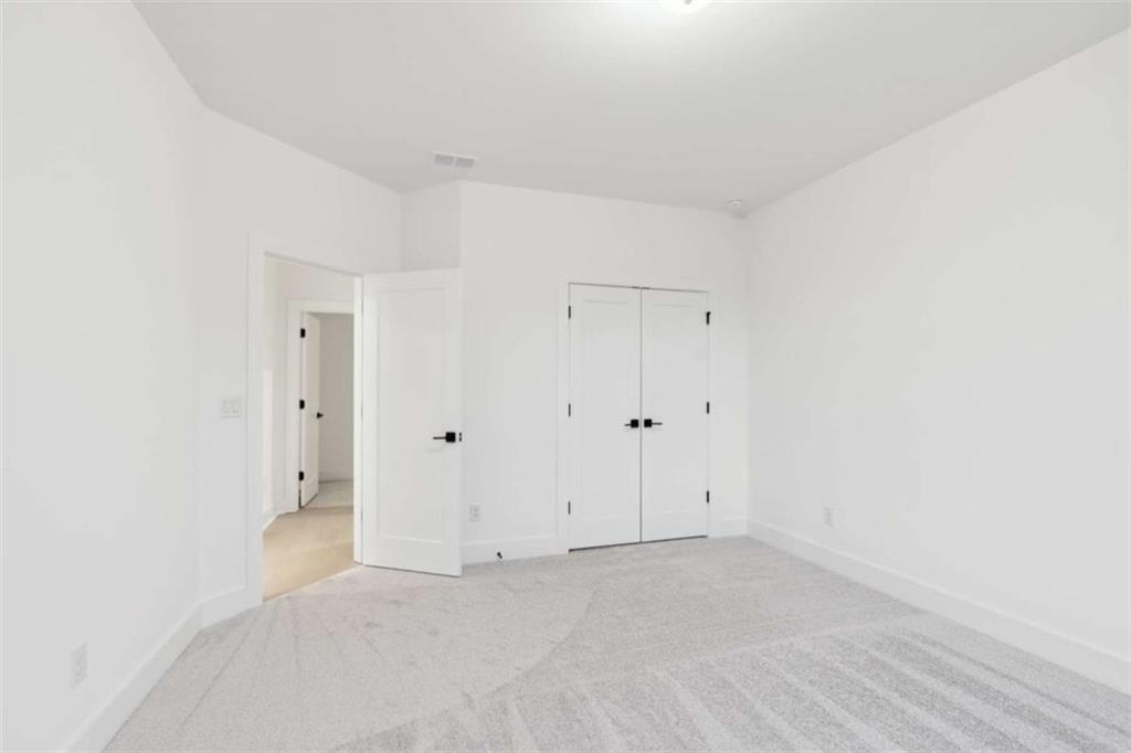2340 Ellis Mountain Drive Property Photo 27