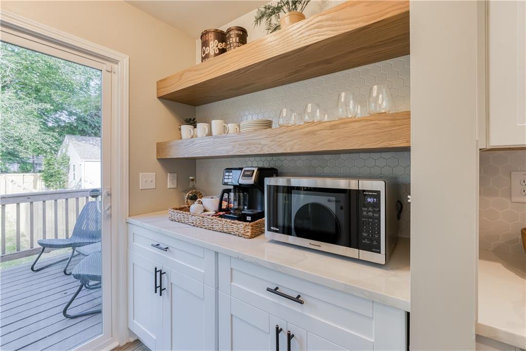 432 Fair Street Property Photo 10