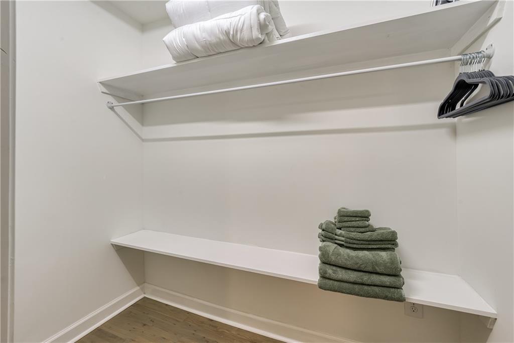 432 Fair Street Property Photo 14