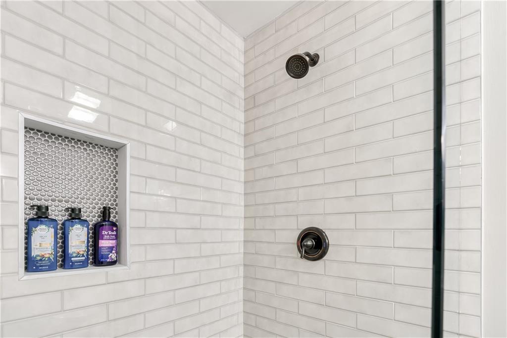 432 Fair Street Property Photo 18