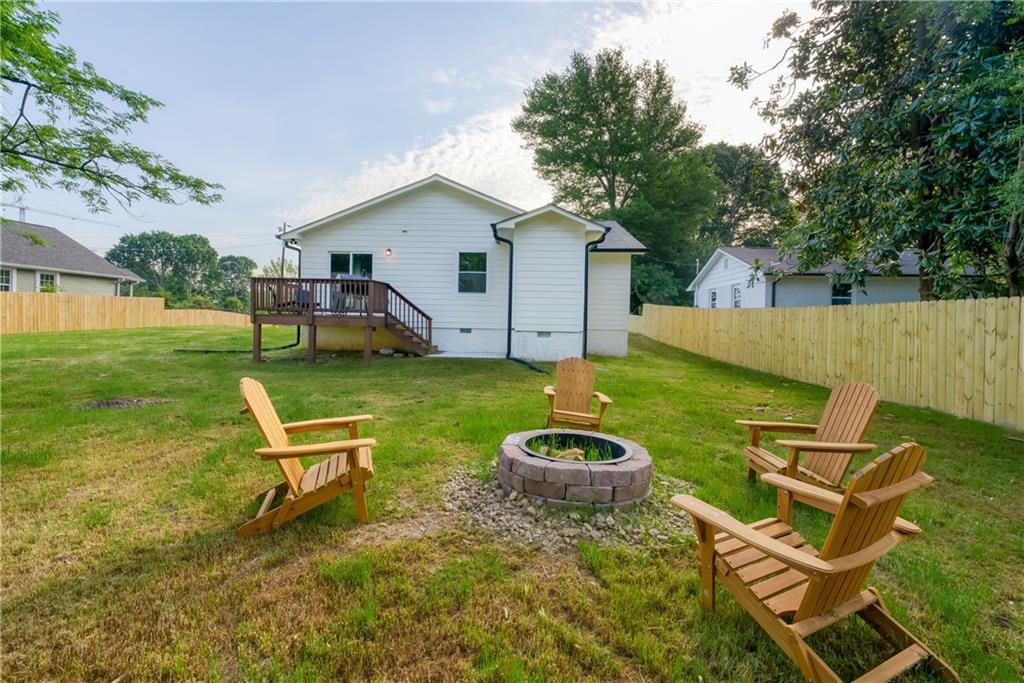 432 Fair Street Property Photo 28