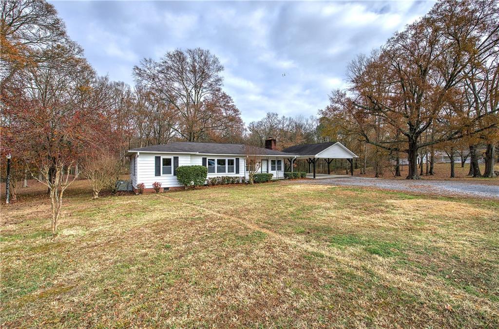 439 Cash Road Ne Property Photo 2