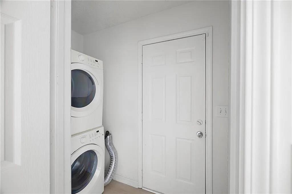 4901 October Way Nw Property Photo 9