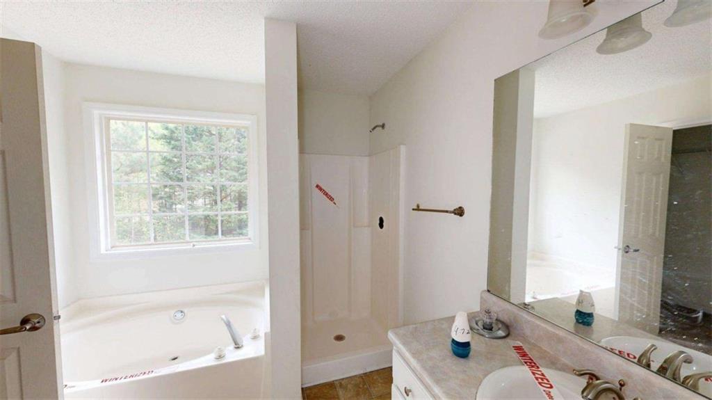 645 Woodwind Drive Property Photo 14