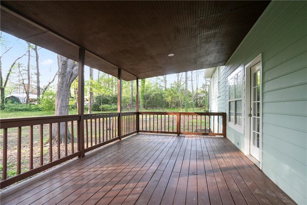 4225 Hidden Meadow Circle Property Photo 8