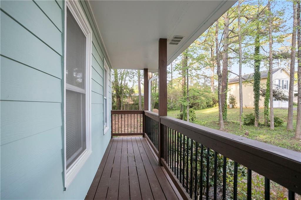 4225 Hidden Meadow Circle Property Photo 9