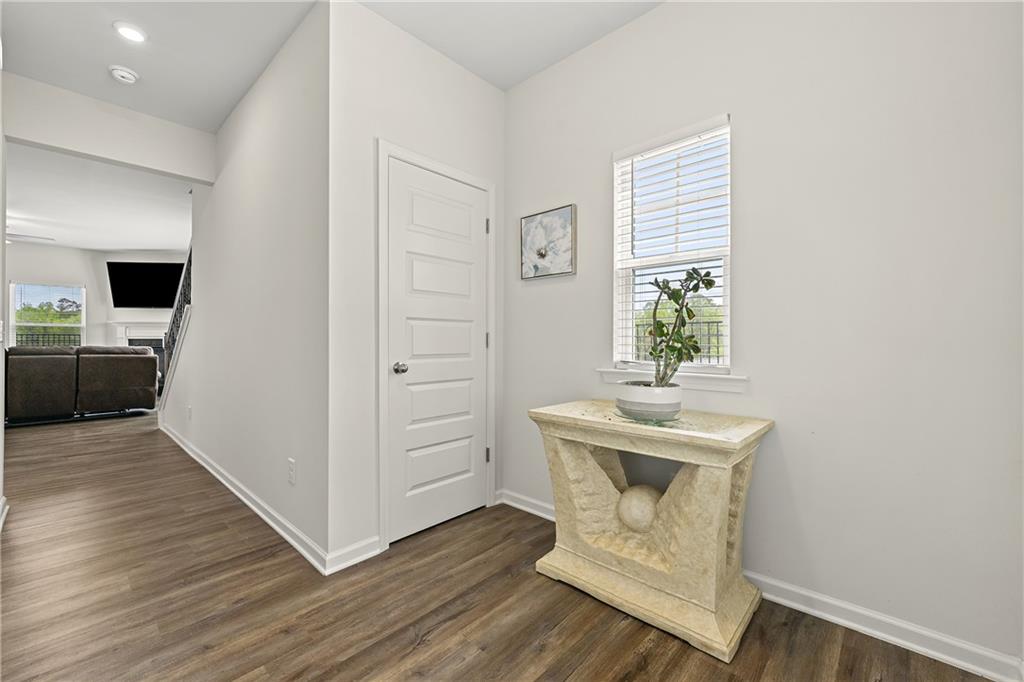 147 Madison Bend Property Photo 2