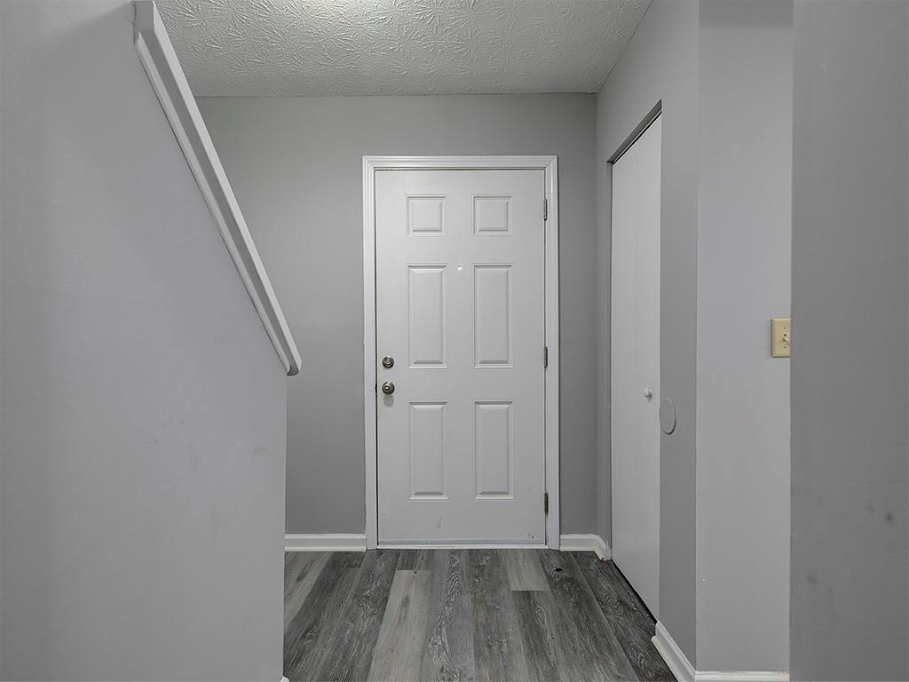 351 W Post Oak Crossing Sw Property Photo 9