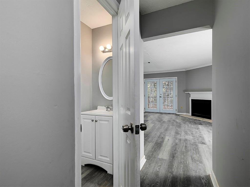 351 W Post Oak Crossing Sw Property Photo 11