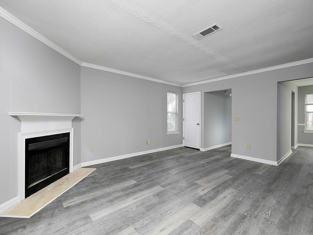 351 W Post Oak Crossing Sw Property Photo 15