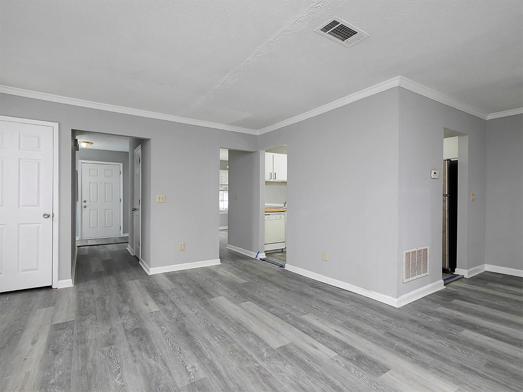 351 W Post Oak Crossing Sw Property Photo 16