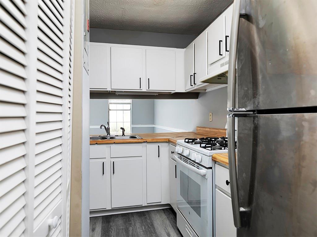 351 W Post Oak Crossing Sw Property Photo 19