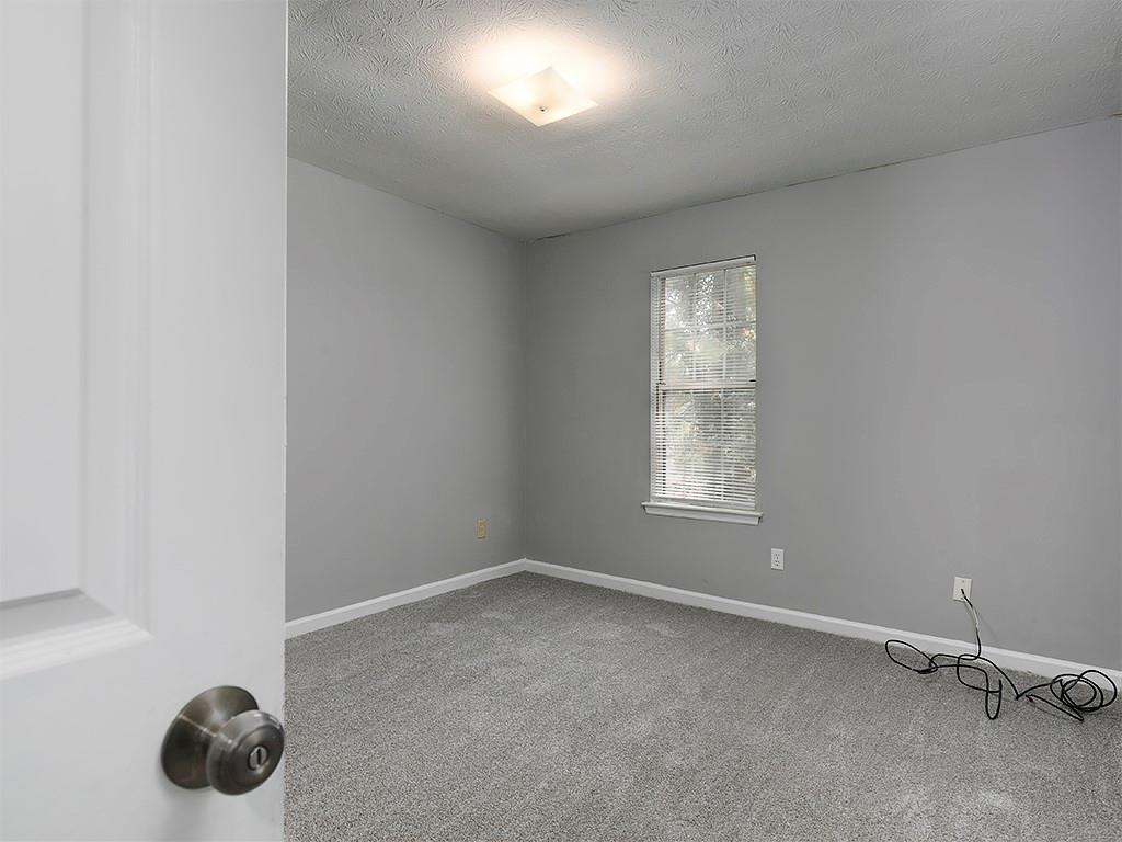 351 W Post Oak Crossing Sw Property Photo 28