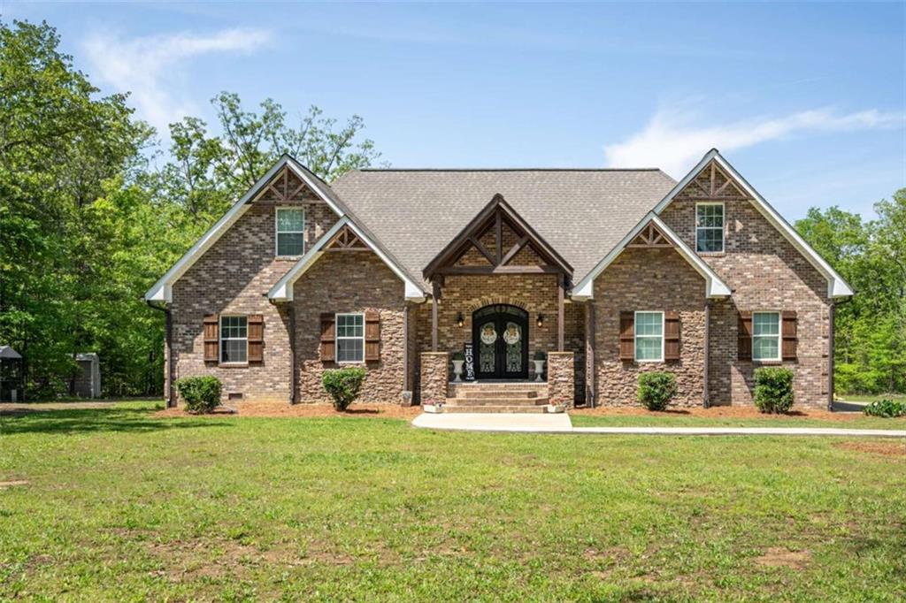 4895 Cherokee Drive Property Photo