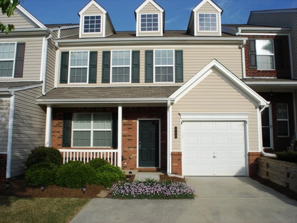 414 Weatherstone Place Property Photo 1