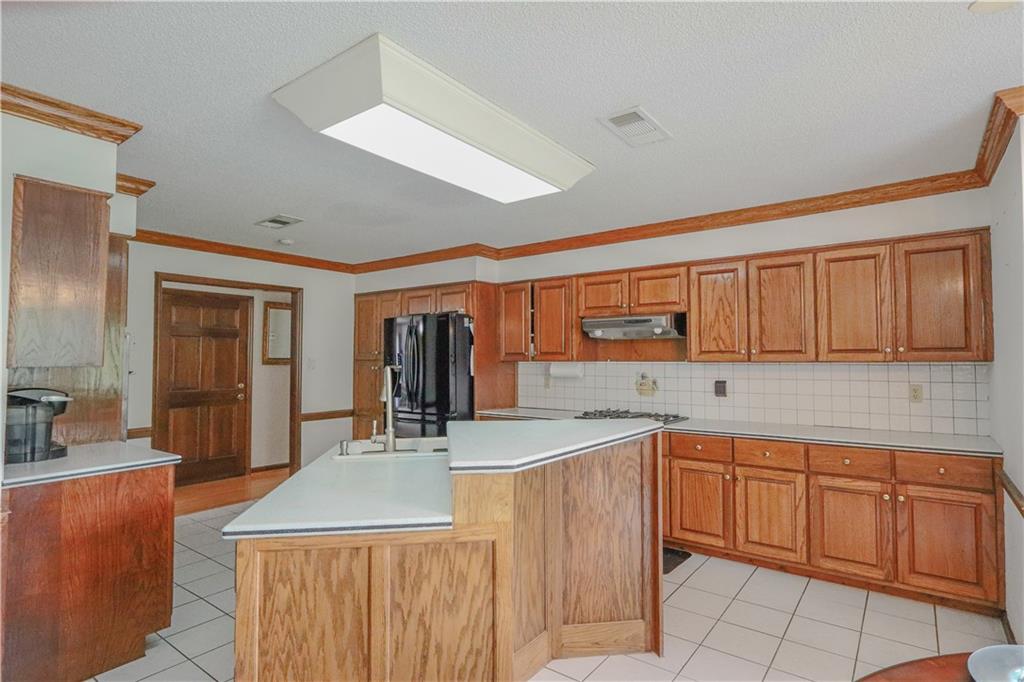 2100 Highway 138 E E Property Photo 10
