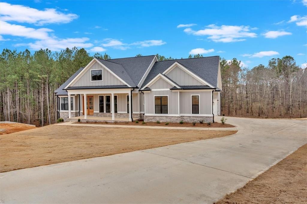 25 Everwood Court Se Property Photo 1